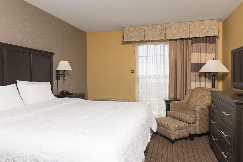 Hampton Inn Holland Eksteriør bilde